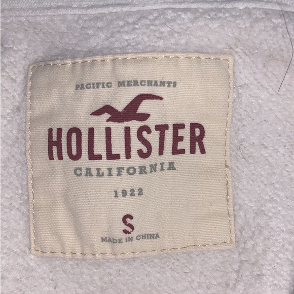 small HOLLISTER pull over hooded sweater WHITE with black brand on sleeves! - Picture 4 of 4